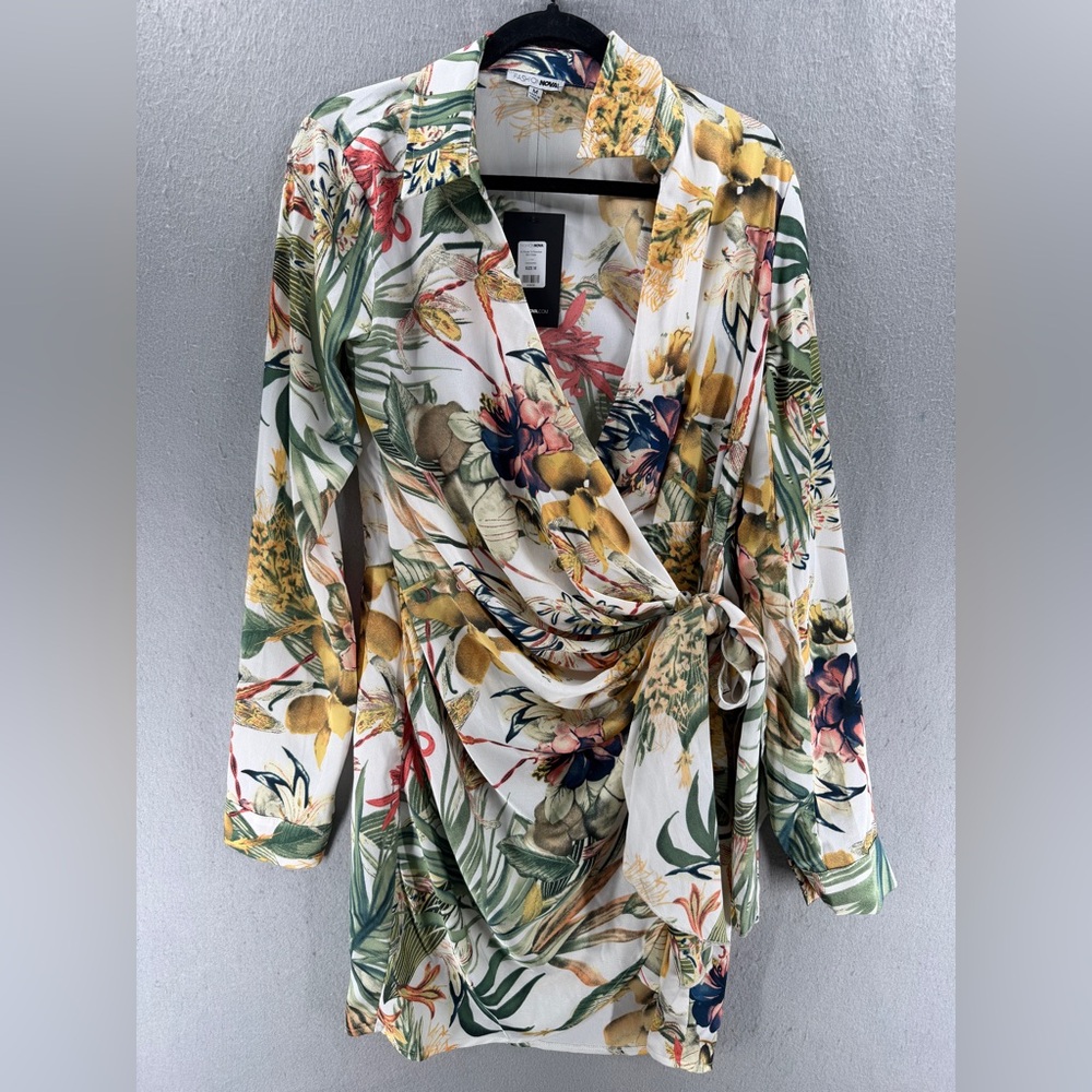 Fashion Nova Mini Wrap Dress Womens M En Route To Paradise Botanical Resortwear